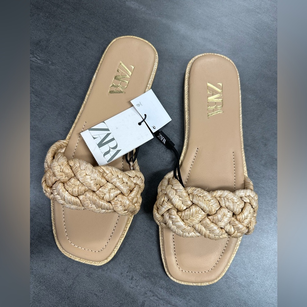 NWT Zara Natural Straw Woven Raffia Slides Flat Sandals